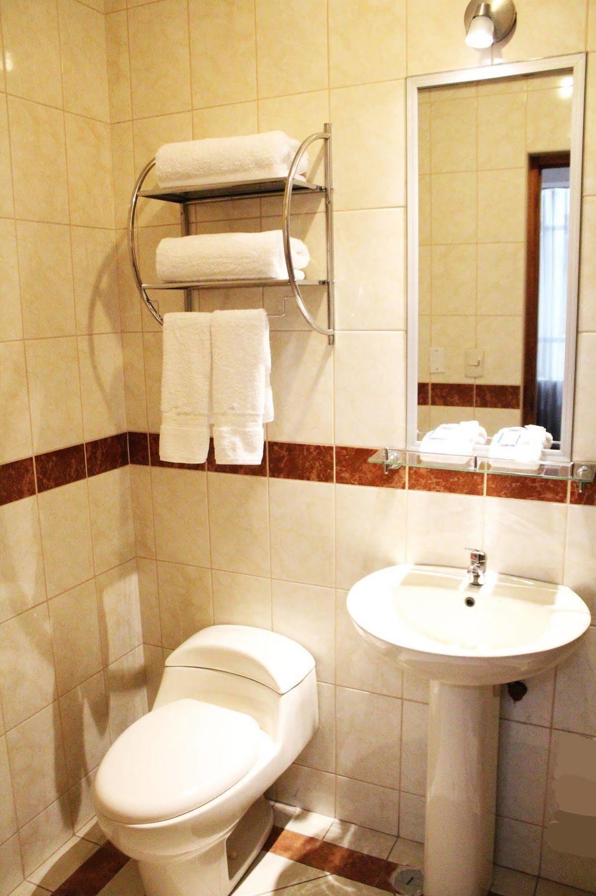 Cantuta Inn Пуно Экстерьер фото